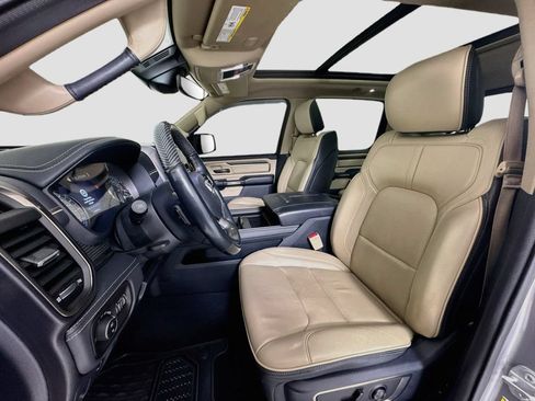 Used 2019 RAM 1500 Limited AWD/4WD image 12