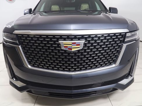 Used 2021 Cadillac Escalade ESV Premium Luxury AWD/4WD image 45