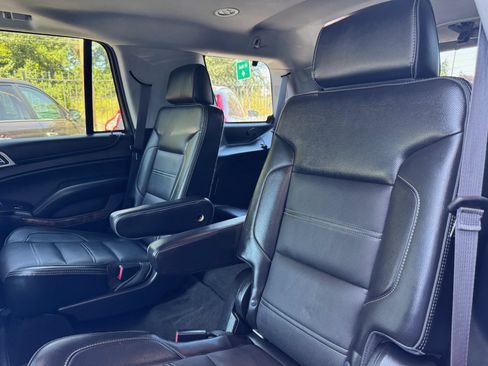 Used 2015 GMC Yukon Denali w/ Premium Package AWD/4WD image 16