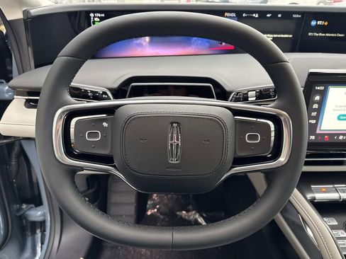 New 2026 Lincoln Nautilus Reserve image 25