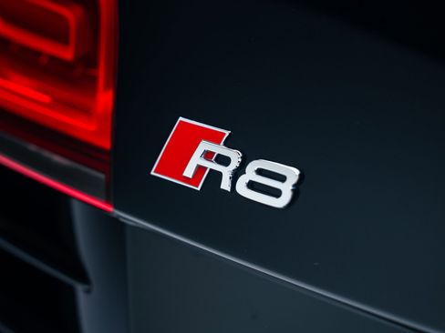 Used 2014 Audi R8 V8 image 7