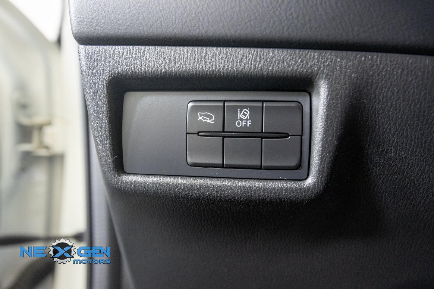 Used 2021 MAZDA CX-5 Touring AWD/4WD image 15