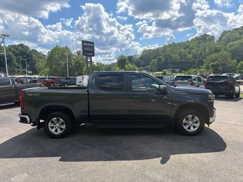 Used 2020 Chevrolet Silverado 1500 LT w/ All-Star Edition AWD/4WD image 2