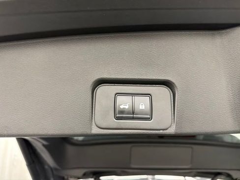 Used 2025 Nissan Rogue SV w/ Rock Creek Premium Package AWD/4WD image 26