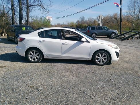 Used 2010 MAZDA MAZDA3 i Touring image 10