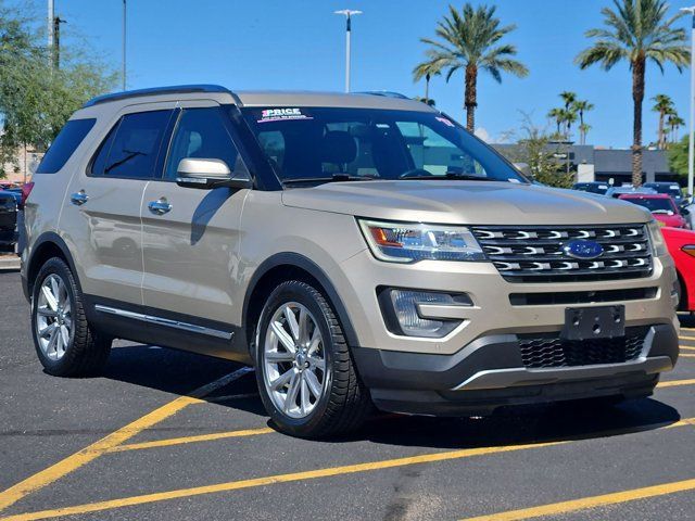 Used 2017 Ford Explorer Limited FWD image 3