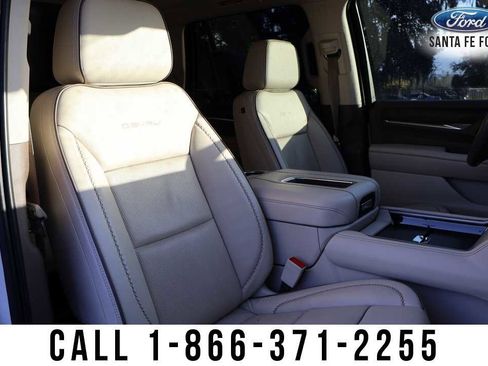 Used 2021 GMC Yukon Denali w/ Denali Ultimate Package image 25