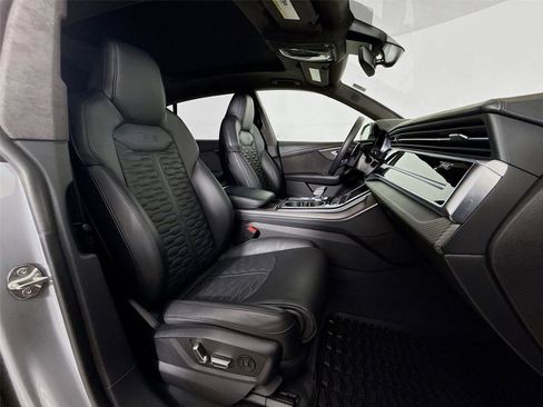 Used 2022 Audi RS Q8 image 30