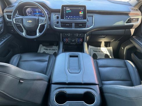 Used 2023 Chevrolet Suburban LT image 15