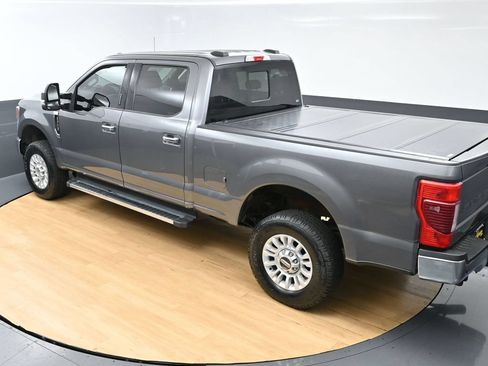 Used 2021 Ford F350 XLT w/ XLT Premium Package AWD/4WD image 6