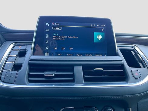 Used 2022 Chevrolet Tahoe High Country RWD image 14