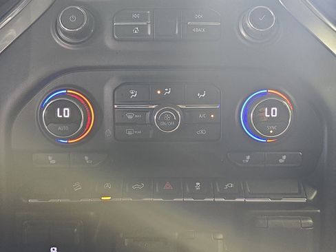 Used 2021 Chevrolet Silverado 1500 LT w/ Texas Edition Plus image 14