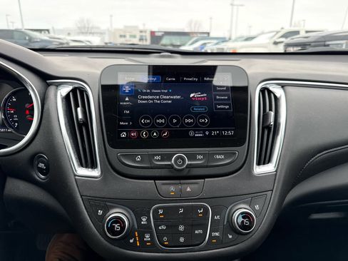 Used 2023 Chevrolet Malibu LT w/ Driver Confidence Package image 9