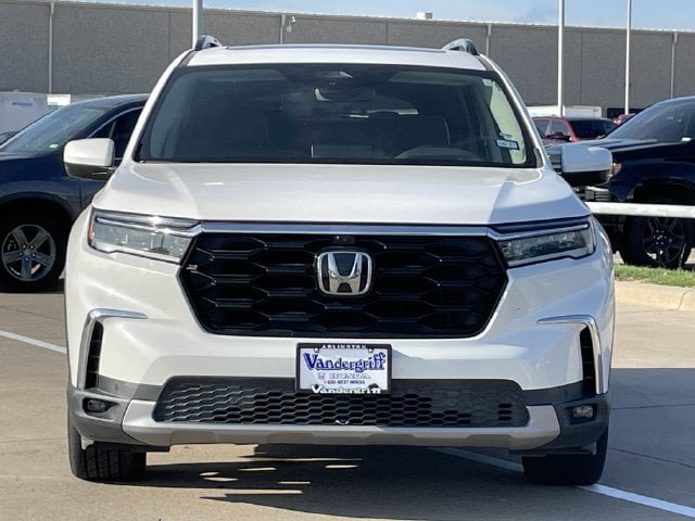 Used 2023 Honda Pilot Elite image 8