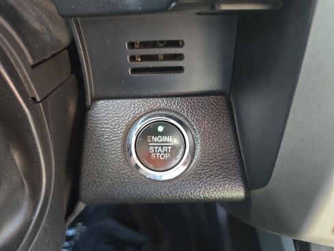 Used 2021 Ford F250 Lariat w/ Lariat Ultimate Package AWD/4WD image 30