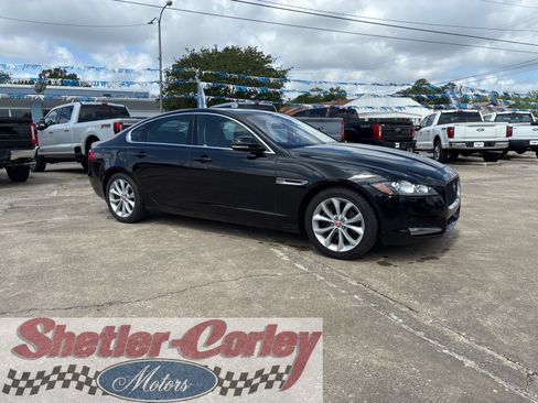 Used 2018 Jaguar XF Premium RWD image 1