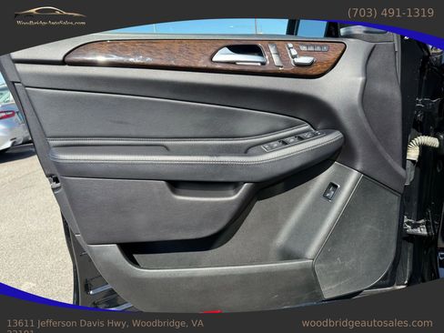 Used 2017 Mercedes-Benz GLE 350 4MATIC image 8