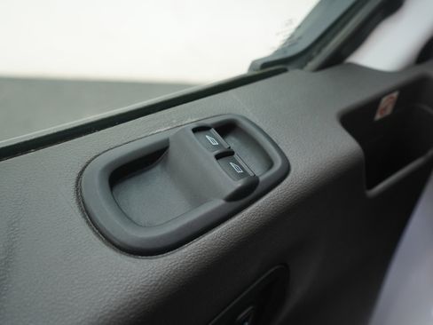 Used 2020 Ford Transit 350 XL image 18