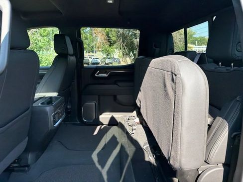 Used 2024 Chevrolet Silverado 1500 High Country w/ Technology Package AWD/4WD image 16