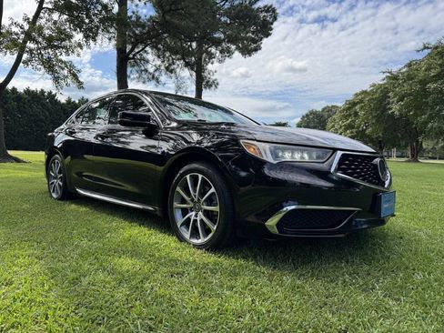 Used 2018 Acura TLX V6 w/ Technology Package FWD image 3