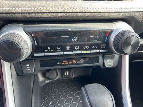 Used 2024 Toyota RAV4 LE image 14