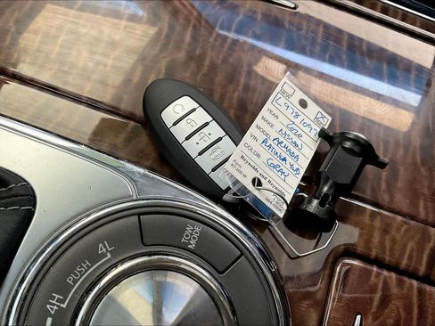 Used 2020 Nissan Armada Platinum w/ Captain's Chairs Package image 14