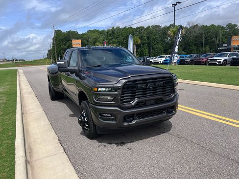 New 2026 RAM 3500 Big Horn AWD/4WD image 1