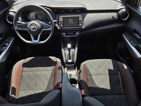 Used 2019 Nissan Kicks SR FWD image 15