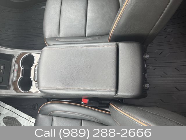 Used 2021 GMC Acadia AT4 w/ Trailering Package AWD/4WD image 25