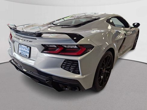 Used 2023 Chevrolet Corvette Stingray Premium Cpe w/ Z51 Performance Package RWD image 10