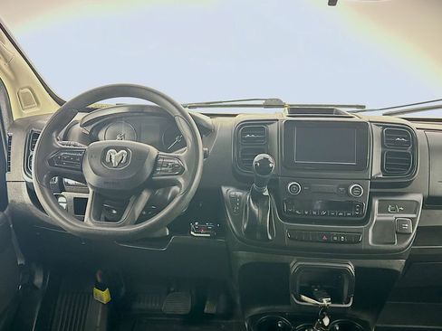 Used 2023 RAM ProMaster 2500 FWD image 9