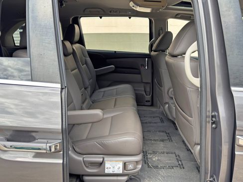 Used 2014 Honda Odyssey EX-L image 39