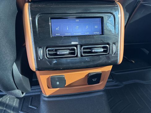 Used 2022 Lincoln Aviator Black Label Grand Touring w/ Class IV Trailer Tow Package image 13