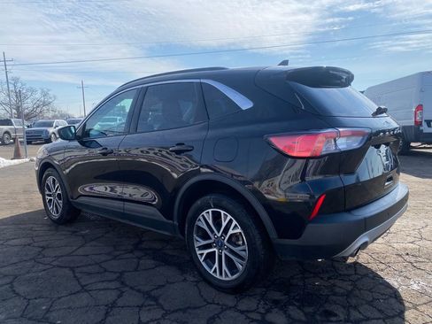 Used 2021 Ford Escape SEL image 6