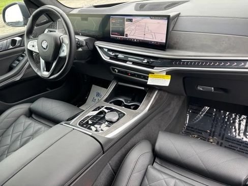 Used 2026 BMW X7 xDrive40i AWD/4WD image 28