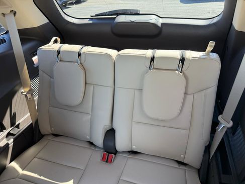 Used 2022 Ford Explorer Platinum w/ Equipment Group 601A image 20