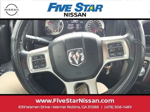 Used 2017 RAM 1500 Laramie RWD image 24