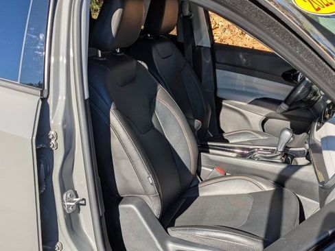 Certified 2022 Jeep Compass Limited image 23