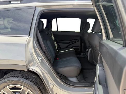 New 2026 Jeep Cherokee Laredo AWD/4WD image 30