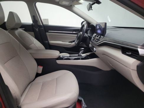 Used 2023 Nissan Altima 2.5 SL FWD image 21