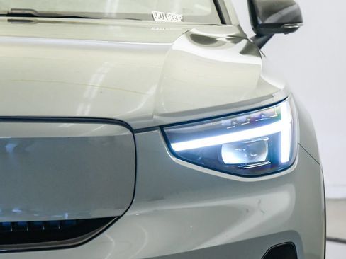 Certified 2024 Volvo C40 P8 Recharge Ultimate w/ Protection Package Premier AWD/4WD image 9