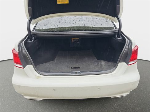 Used 2014 Lexus LS 460 w/ Comfort Package image 14