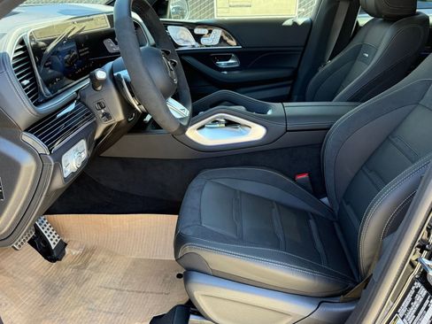 New 2026 Mercedes-Benz GLE 53 AMG 4MATIC Coupe image 17