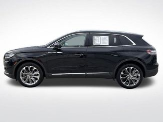Used 2021 Lincoln Nautilus Reserve w/ Equipment Group 201A AWD/4WD video 2