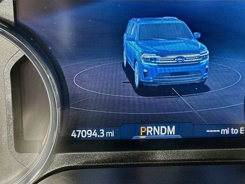 Used 2024 Ford Expedition Max XLT AWD/4WD image 18