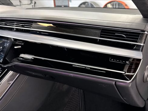 Used 2023 Audi S8 w/ S8 Comfort Plus Package AWD/4WD image 17