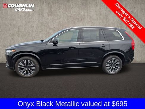Used 2021 Volvo XC90 T6 Momentum w/ Climate Package AWD/4WD image 5