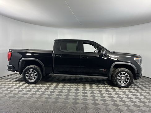 Used 2024 GMC Sierra 1500 AT4 w/ AT4 Premium Package image 5