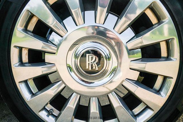 Used 2020 Rolls-Royce Phantom Sedan RWD image 61