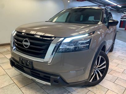 Used 2023 Nissan Pathfinder Platinum